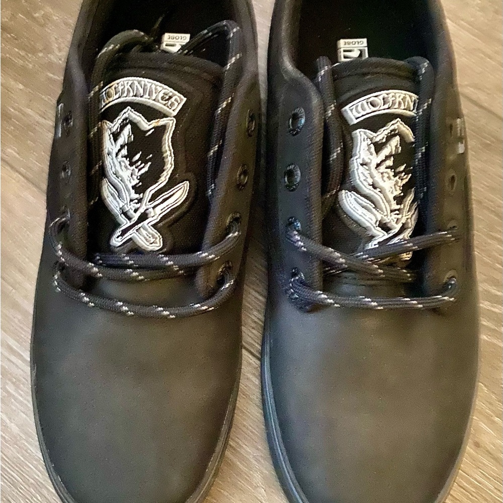 Globe Skate Shoes MOTLEY BLACK WOLFKNIVES